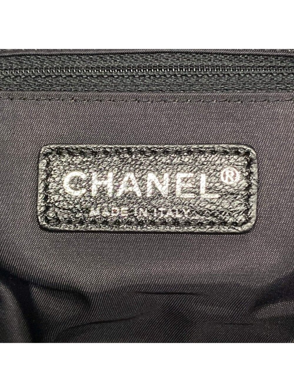★SOLD★ Chanel Tote Black Leather - Picture 9 of 15
